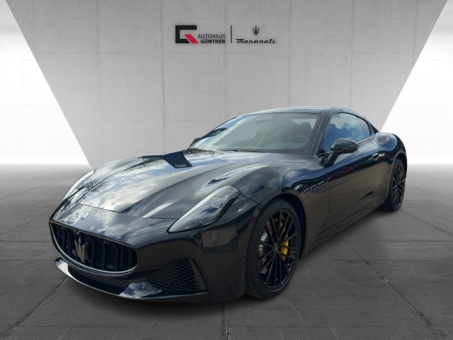 Maserati GranTurismo MODENA MY26 V6 AWD Carbon/Black/LED/360