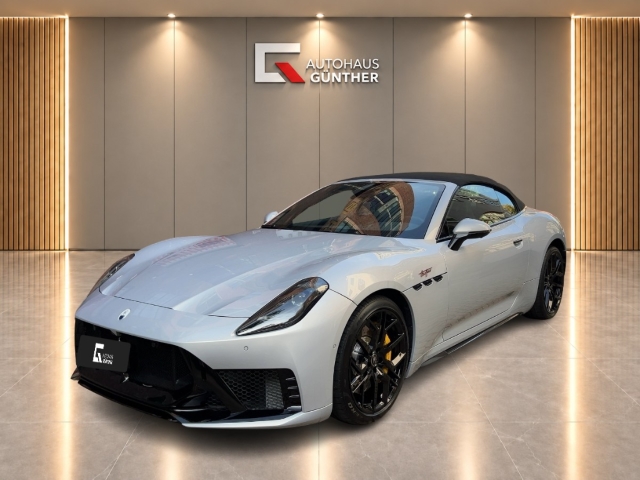 Maserati GranCabrio Trofeo AWD 590PS FACELIFT